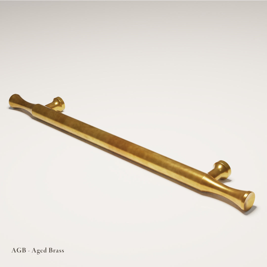 Maddox Cabinet Handle in Aged Brass — Capramont & Co