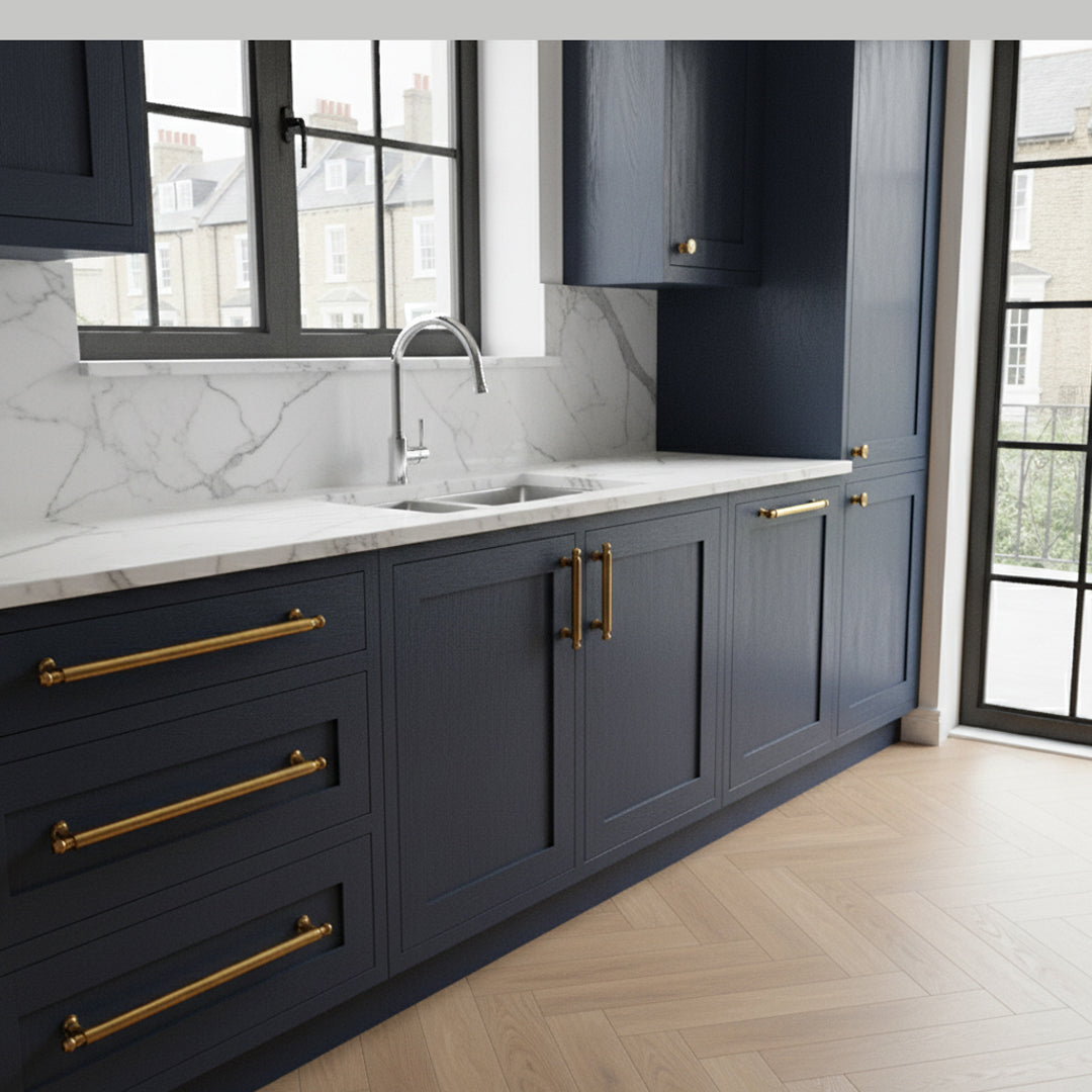 Harrington Cabinet Handle design reference in Aged Brass (Heritage) — Capramont & Co