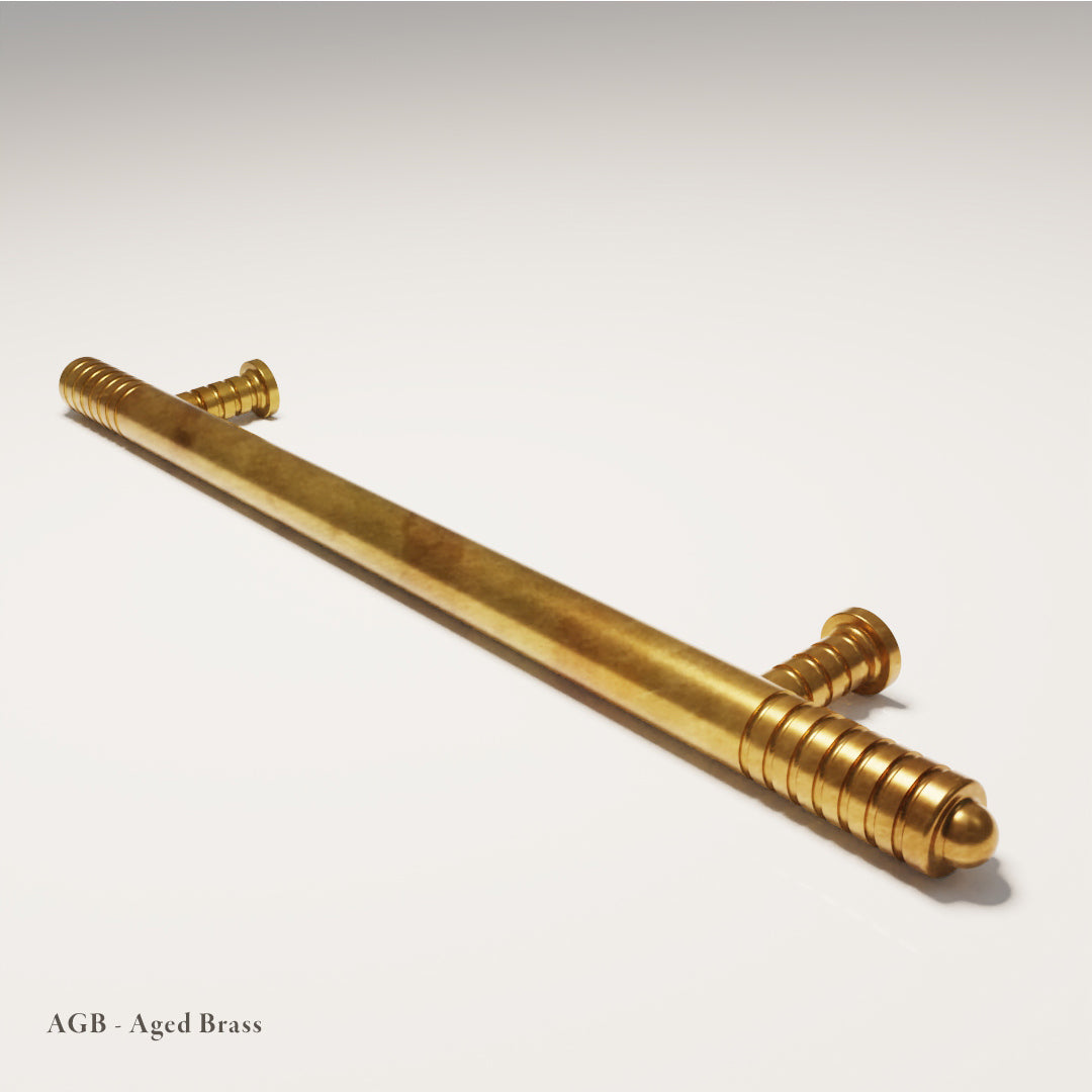 Varndell Cabinet Handle design reference in Aged Brass (Heritage) — Capramont & Co